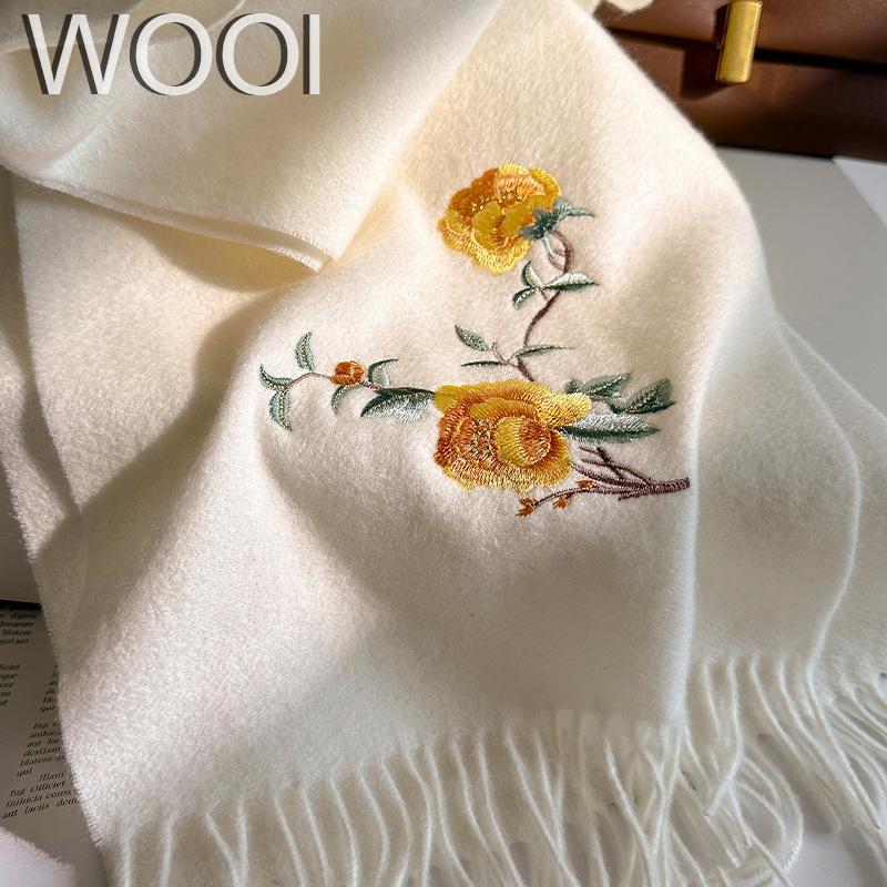 Luxury Embroidery 100% Wool Scarf Women Solid Floral Cashmere Handkerchief Warm Winter Pashmina Female Shawl Pareo Soft Bufanda