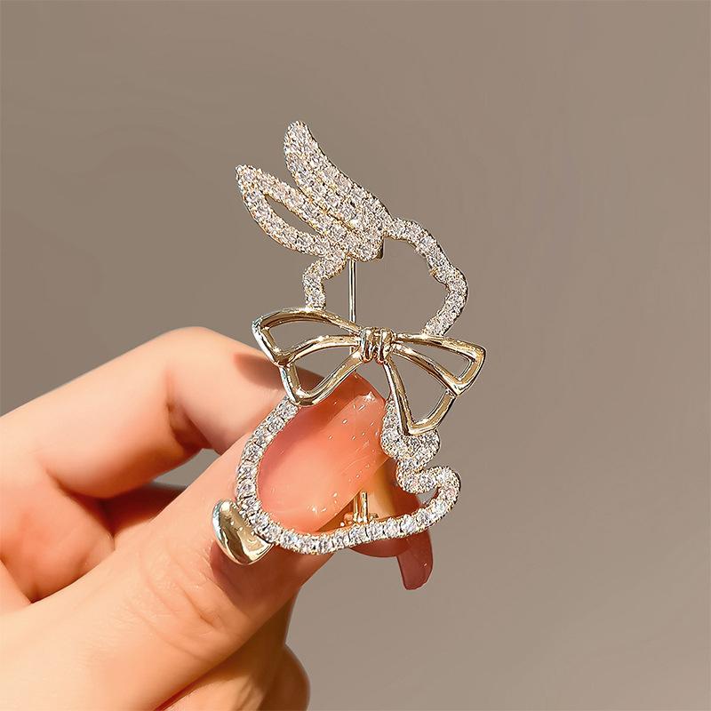 Opal Flash Diamond Bow Small Brooch Versatile Temperament Pin Anti-Light Artifact Fixed Clothes Suit Collar Pin