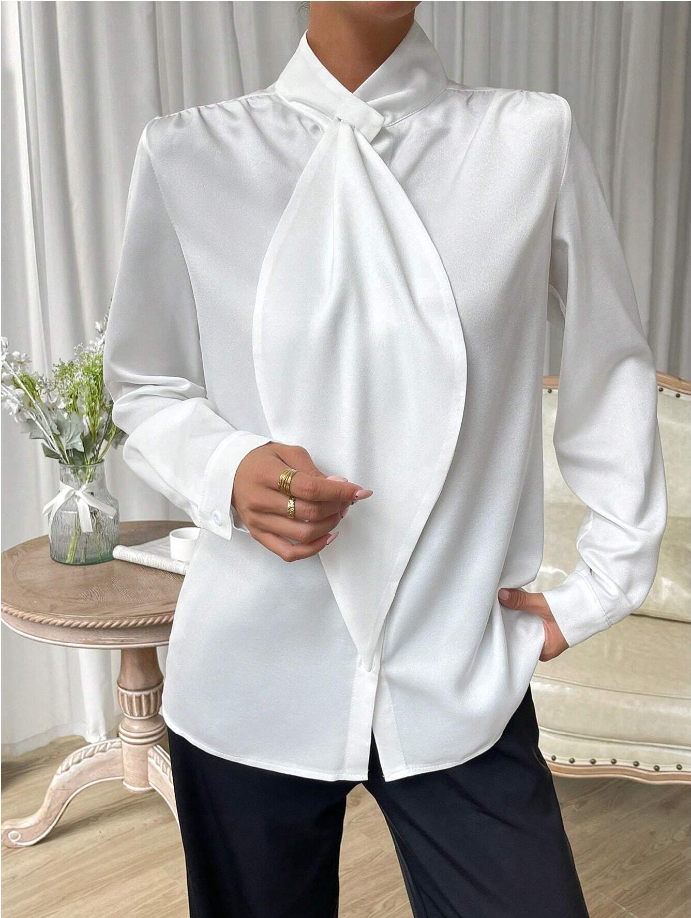 

Newspaper Print Long Sleeve Shirt with Ruffle Cuff Detail XXL білий
