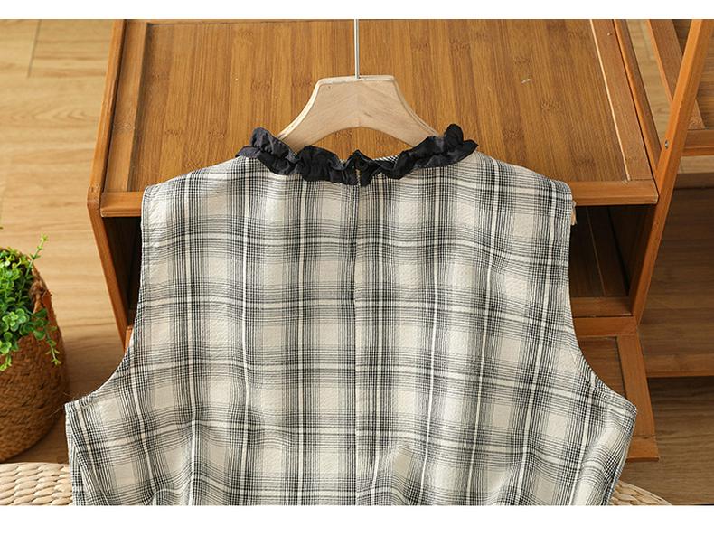 Chic Plaid Sleeveless Wood Ear Trim Vest - Summer 2025 Women's Fashion