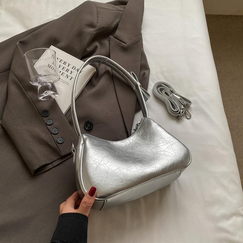 Premium sense of foreign style small bag women's 2025 new fashion versatile messenger bag summer niche shoulder armpit bag