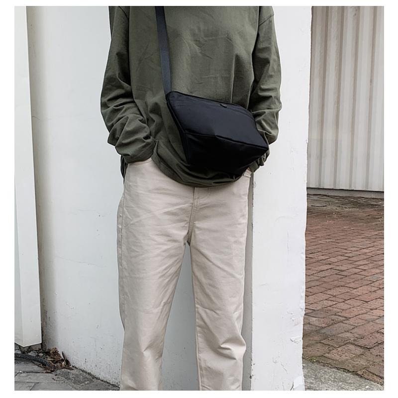 Kadın Crossbody Çanta için Modaya Uygun Tasarım Çok Yönlü Mini Su Geçirmez Kumaş Çanta Basit Omuz Çantası