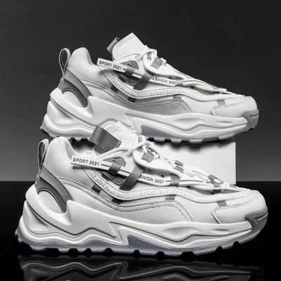 Scarpe da uomo Sneakers uomo casual Scarpe da uomo tenis Scarpe di lusso Trainer Race Scarpe traspiranti Scarpe da corsa di moda per donna