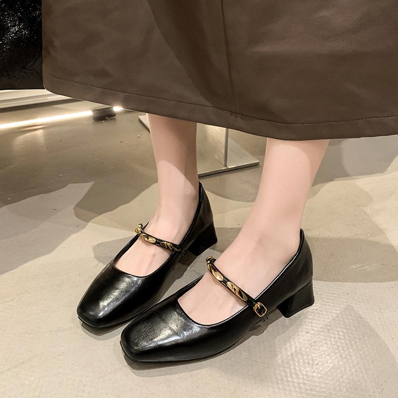 

Мода Новый Стиль Женские Роскошные Туфли Мэри Джейн Квадратный Носок Балетки для Женщин Лоферы Модная Пряжка Ремешок Женская Обувь Весна Осень 40
