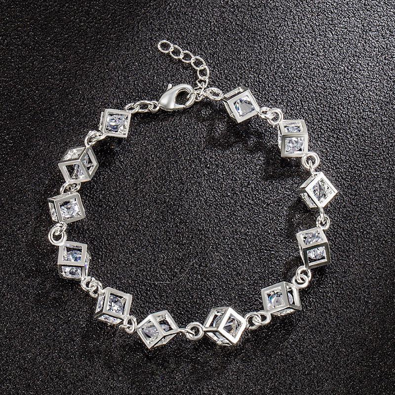 

Посріблений квадратний браслет Magic Cube з білим діамантом із 12 елементів null білий