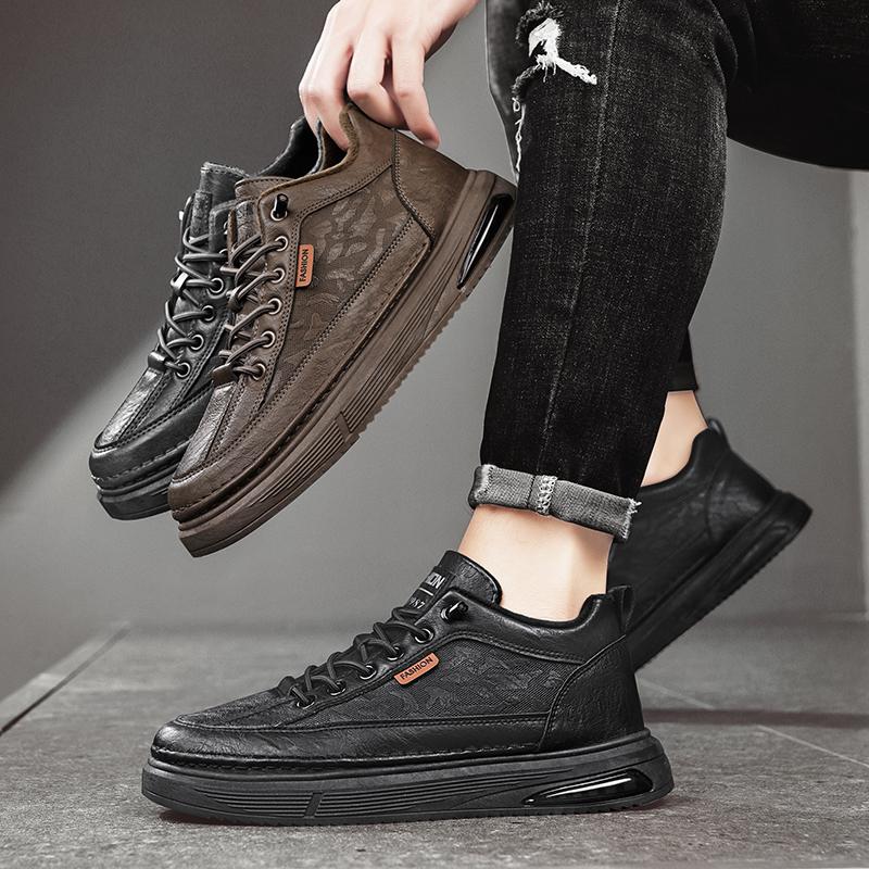 Fashion Men's Flat Shoes Running Sports Shoes with Thick Velvet and Warm Leather Shoes Fashionable and Versatile Casual Hiking Sports