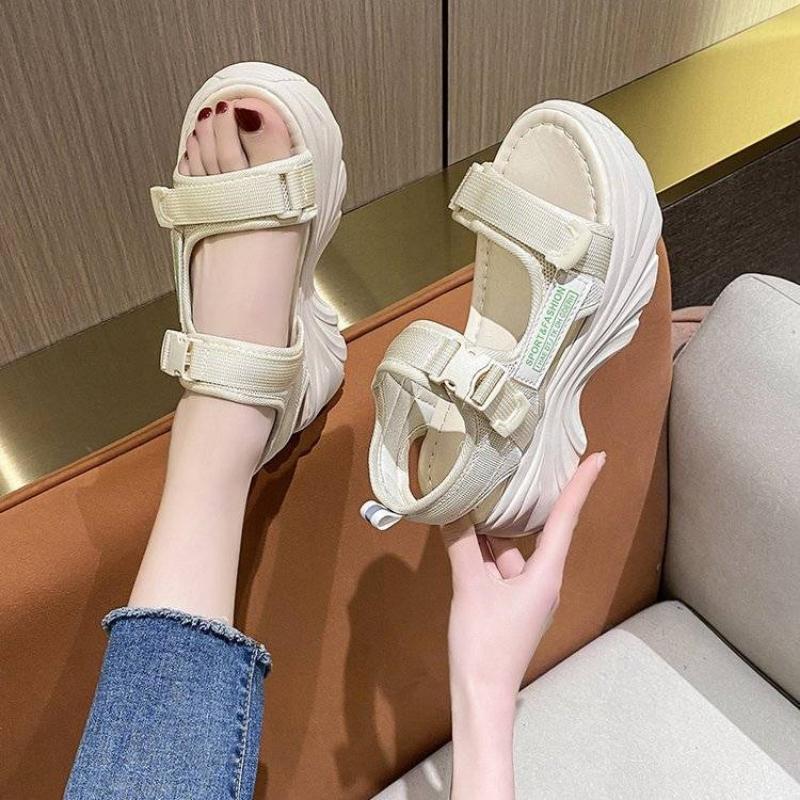 Fashion Platform Ladies Shoes Footwear Summer 2024 Beach Wedge Waterproof Sandals For Women Vip Korea Chic Elegant And Low Price Trend