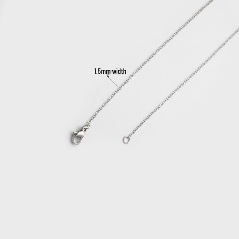Stainless Steel English Letter Pendants: Hypoallergenic, Colorfast Jewelry Accessories for DIY.
