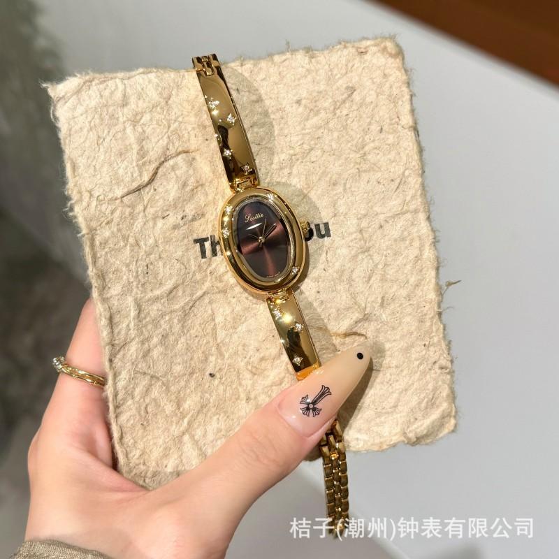 Elegant Womens Alloy Watch With Crystal Dial Oval Face 24mm Minimalist Luxury Bracelet Style 30M Water Resistant