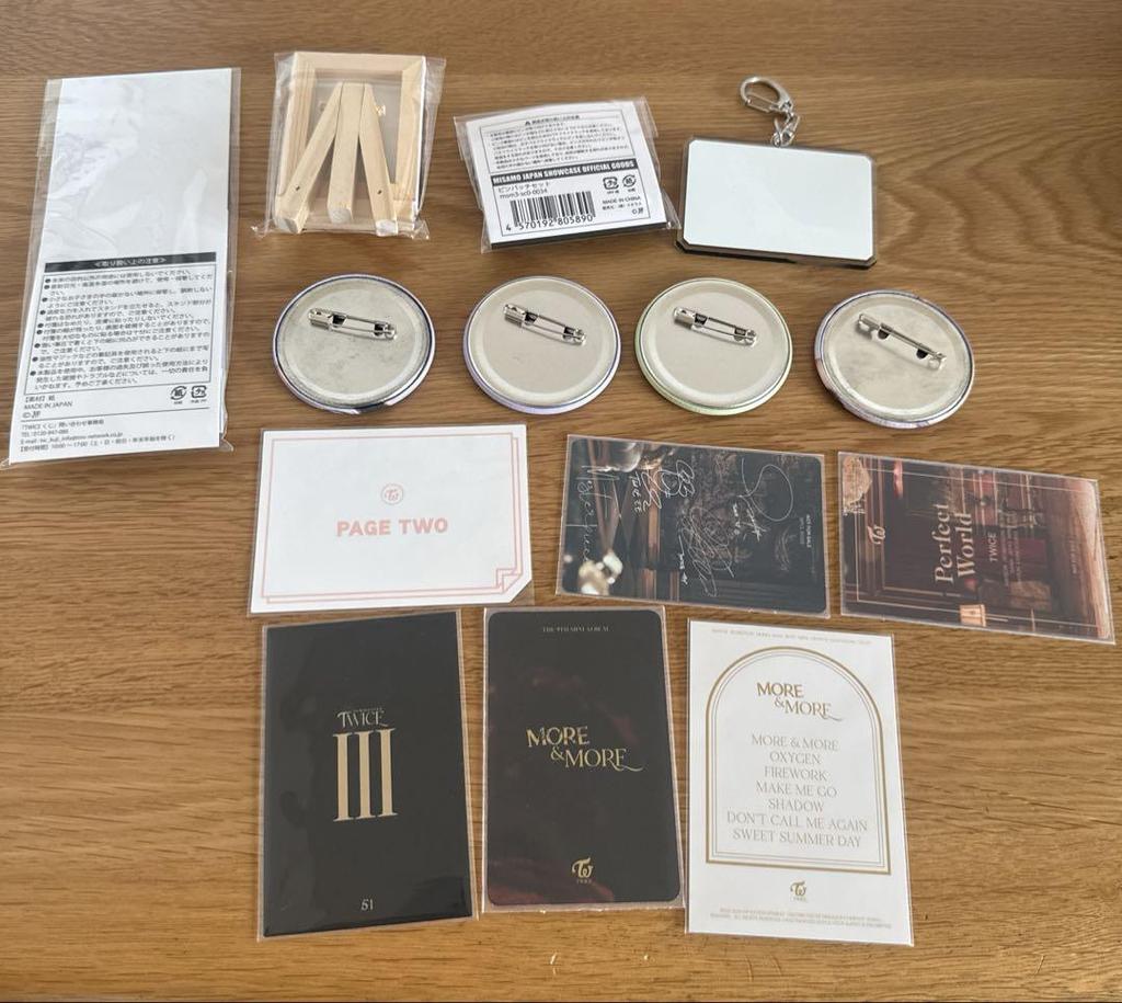 [USED] TWICE merchandise