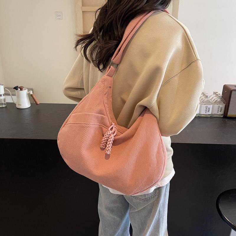 Сумка хобо женская сумка через плечо большая вместительная сумка для поездок на работу — фото 4