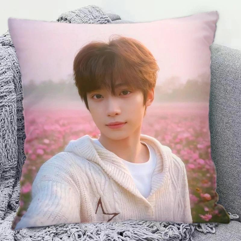 

Zi Yu Tian Yuning Zhan Xuan Liu Xuancheng Double-sided Printing Pillowcase TV Revenged Love Drama Stills Car Decor Cushion Cover 16x16Inch