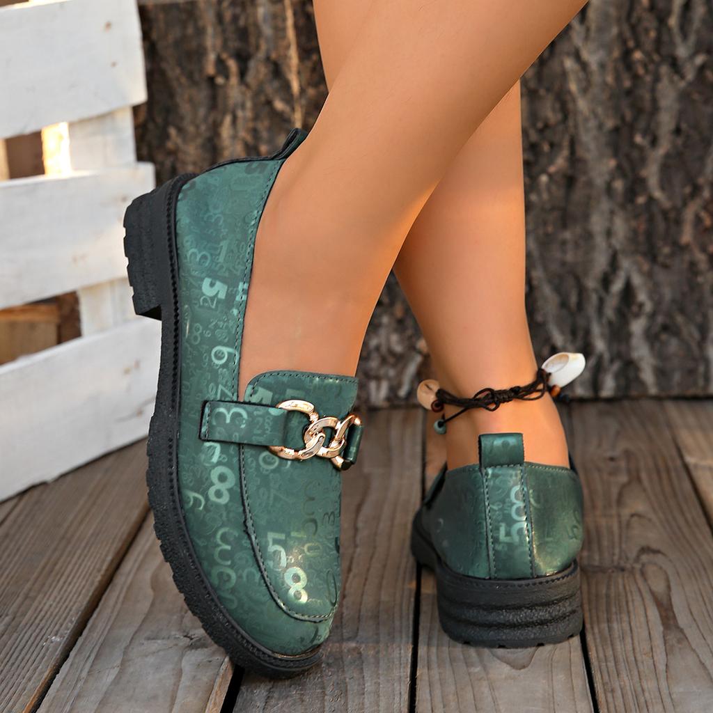 Foreign trade large size 2025 spring and autumn new loafers women's British style trend casual leather shoes lazy shoes