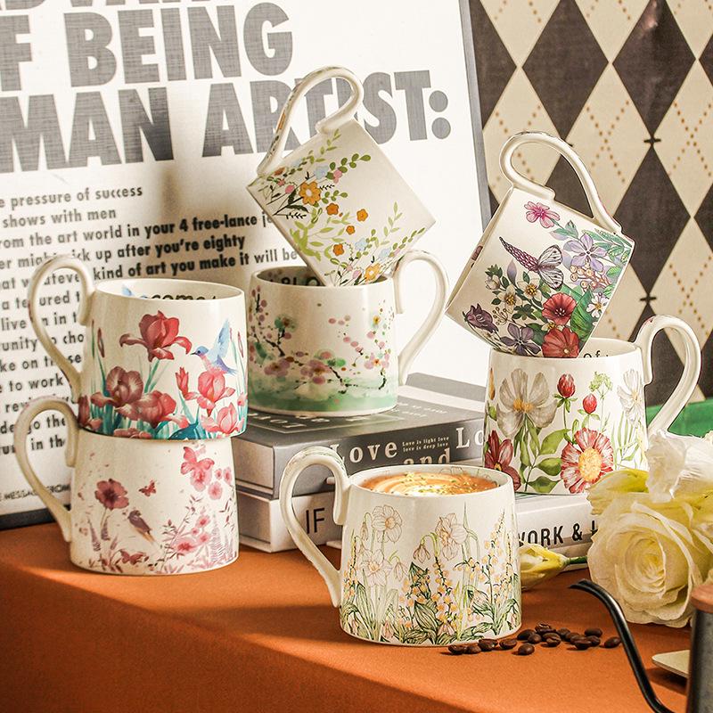 Large Capacity Hand-Painted Cartoon Flower Ceramic Mug - Souvenir Coffee & Water Cup