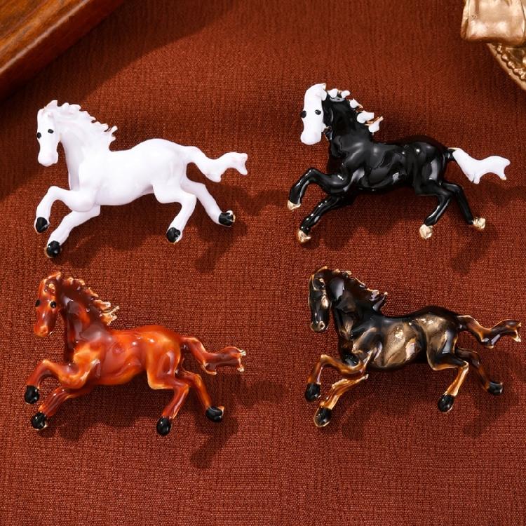 Horse Brooch Chinese Zodiacs Design Vintage Styles Lightweight Alloy Lapel Pin Decorative Clothing Accessories