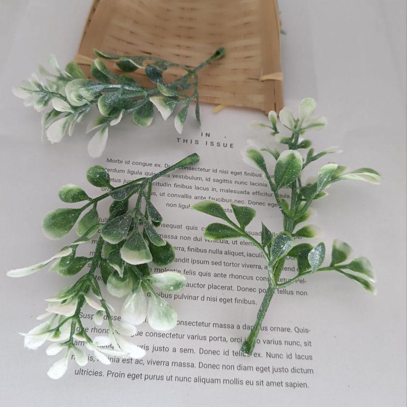 5pcs Mini Branches Stamen DIY Wreath Decorative Accessories Artificial Flower Leaves Grass Christmas Party Decoration Fake Plant