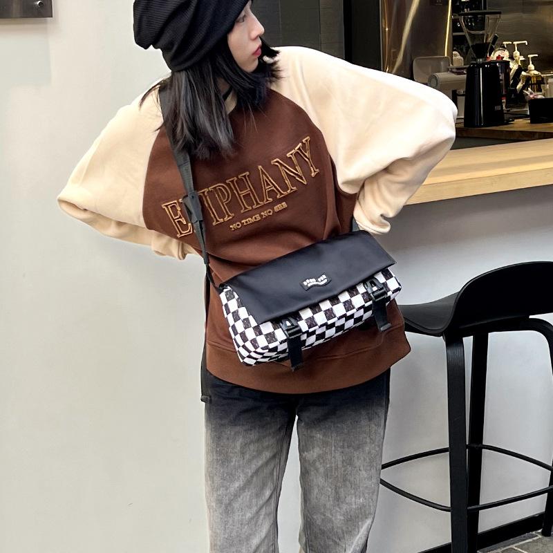 Spring And Summer Women'S Bags, Anti-Splashing Nylon Bags, Fashionable Square Shoulder Bags, Trendy Flip-Top Messenger Bags, Men'S Leisure Bags.