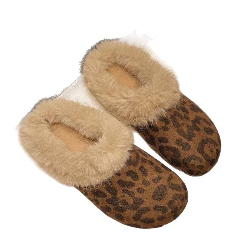 A New Style of Women's Shoes, A Fleece and Warm Flip-top Half-slipper
