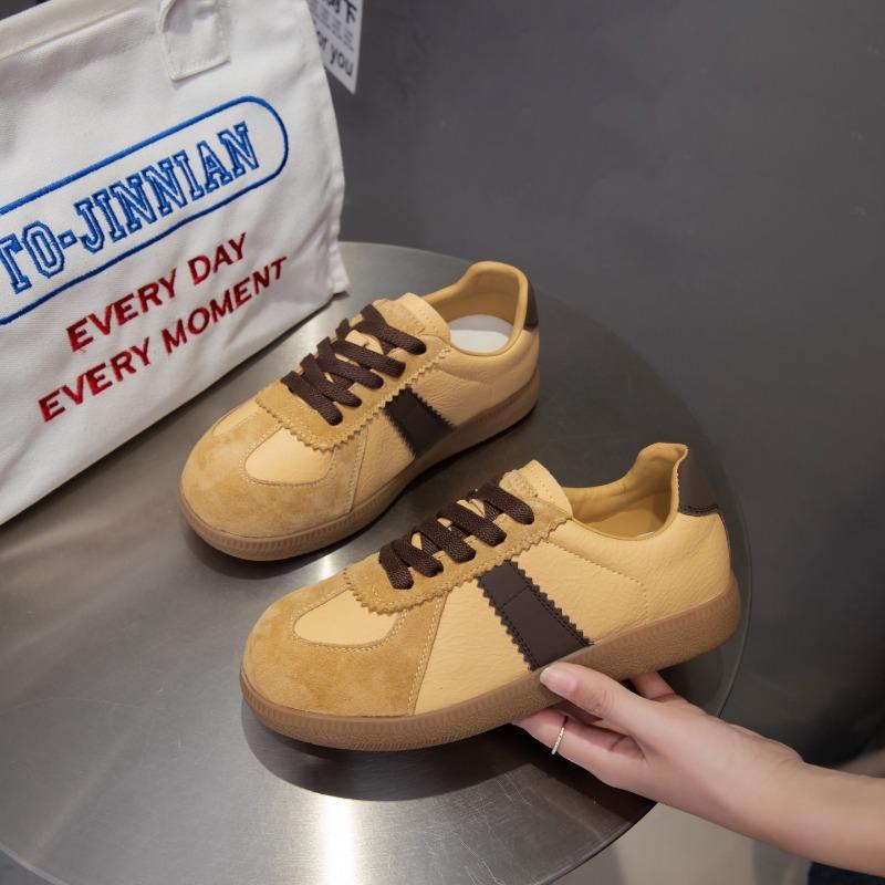 

Genuine leather flat bottom ugly cute girl spring new versatile feet small soft sole casual board shoes 40 жовтий