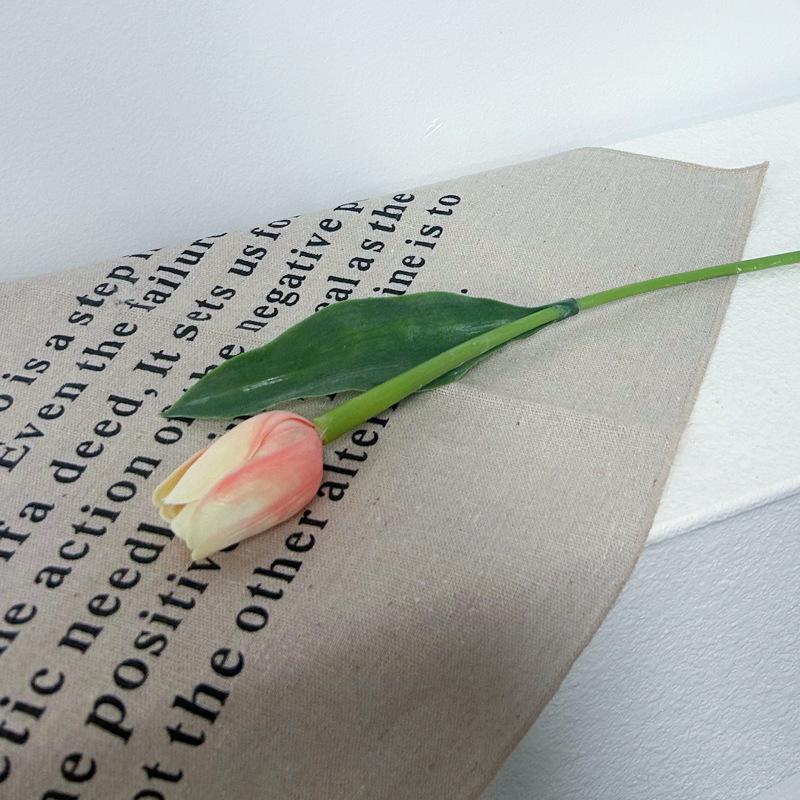 

Искусственные букеты тюльпанов Домашние искусственные цветы Зеленые растения Настольные украшения Свадебные украшения 1pc розовый