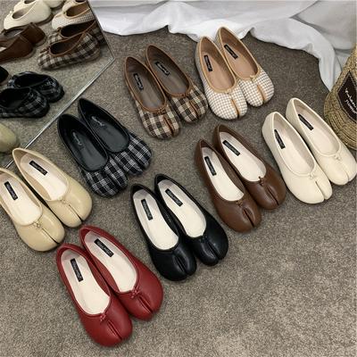 Fashion Bailamos Women Flats Tabi Ninja Shoes Woman Microfiber Leather Comfy Flats Split Toe Slippers Soft Bottom Loafers Solid Brief La