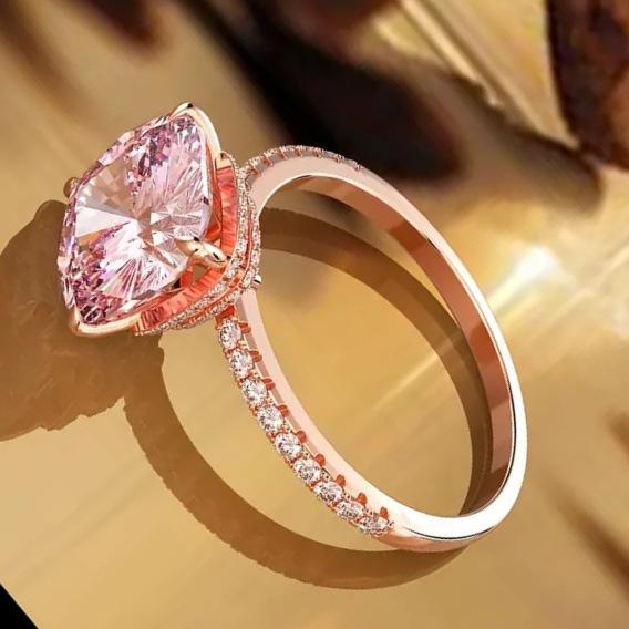 Grandmother Green Zircon Women's Fashion Ring - Colored Gemstone, Hot Seller