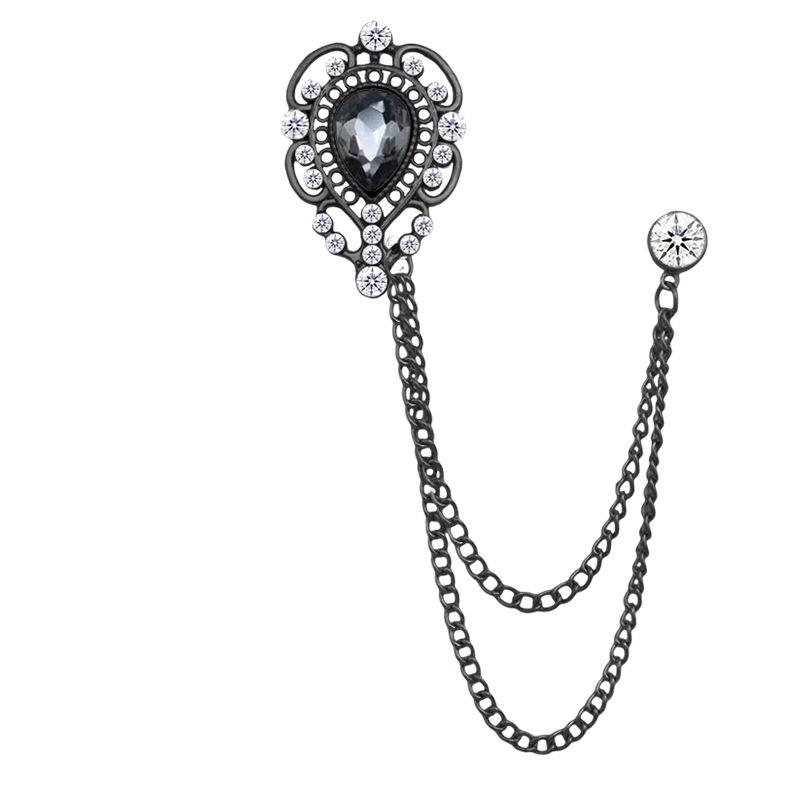 European & American Fashion Hollow Water Drop Brooch: Heart Chain Tassel Corsage for Men's and Women's Coats - Stylish, High-End Accessory.