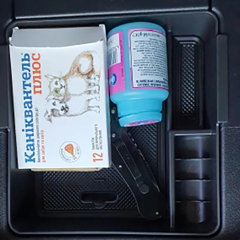 Car Center Console Modified Storage Box for Mitsubishi PAJERO V93 V97 V98 2007- Auto Interior Accessories Sundries Organize