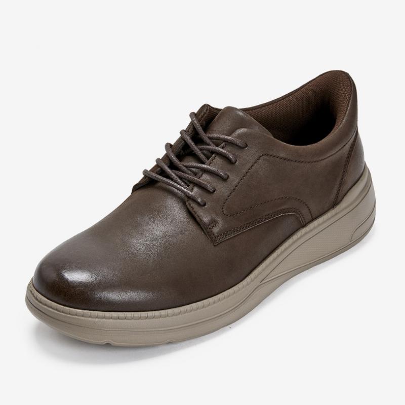 Young Age Male Casual Sneakers Brown