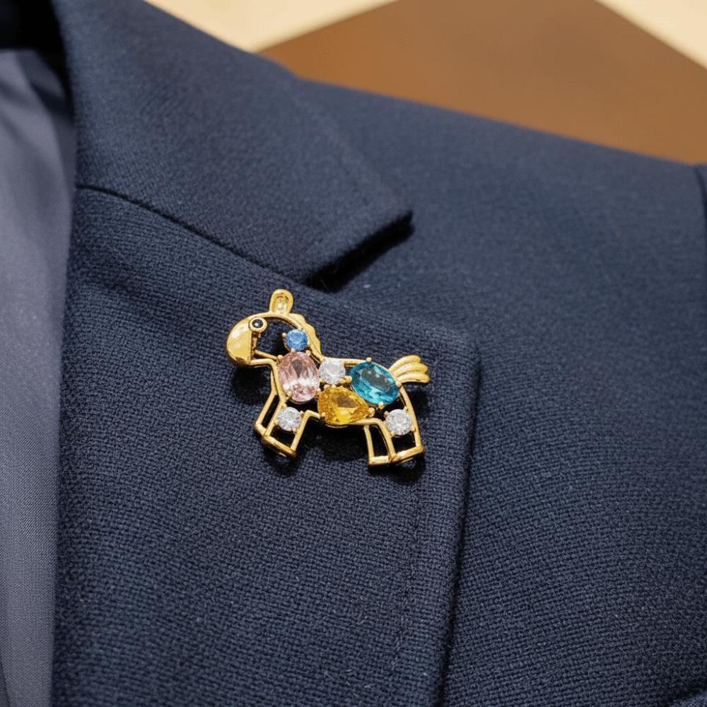 Light Luxury Zodiac Horse Brooch Elegance Crystal Brooch Stylish Animal Brooch  Year of The Horse