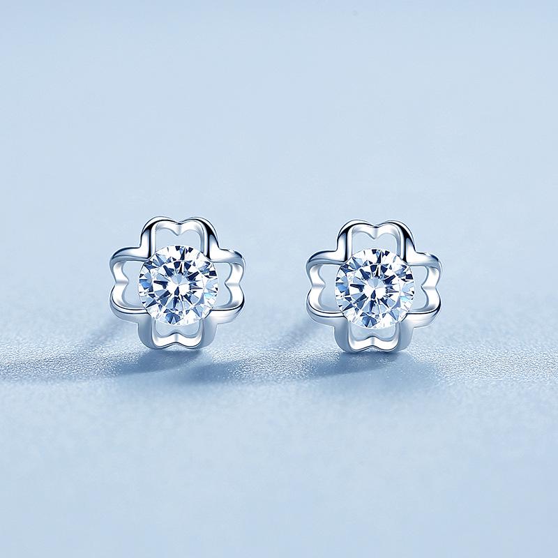 Imitation S925 Four-Leaf Clover Stud Earrings - Korean Style, Women's Luxurious High-End Niche Design