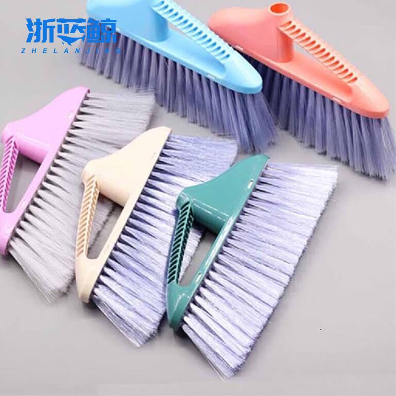 Zhe Lan Jing Soft-Bristle Broom and Dustpan Set