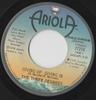 7-Zoll-Schallplatte THREE DEGREES  Giving Up Giving In 7721X ARIOLA RECORDS  1978 Kanada Tanz  Elektronik Gebraucht