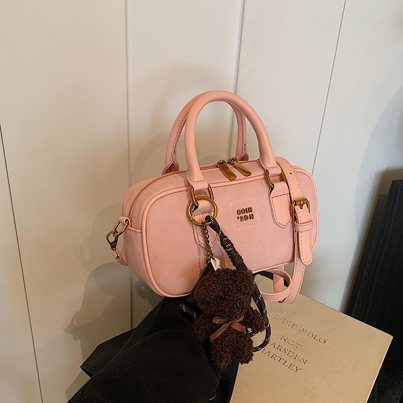 Frosted retro bag women's autumn and winter new versatile shoulder messenger bag high-end portable pillow bag