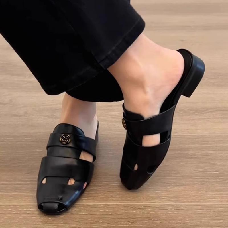Fashion Fashion Metal Flower Decoration Brand Slippers Women Black Hollow Splicing Slide Sandals Comfort Commuter Office Shoes Sandalias