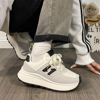Obuwie damskie – Sneakersy