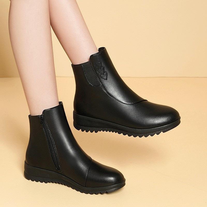 Winter Soft Leather Cotton Shoes Non-slip Soft Sole Medium Flat Bottom Short Boots Cotton Boots Velvet Warm Leather Boots