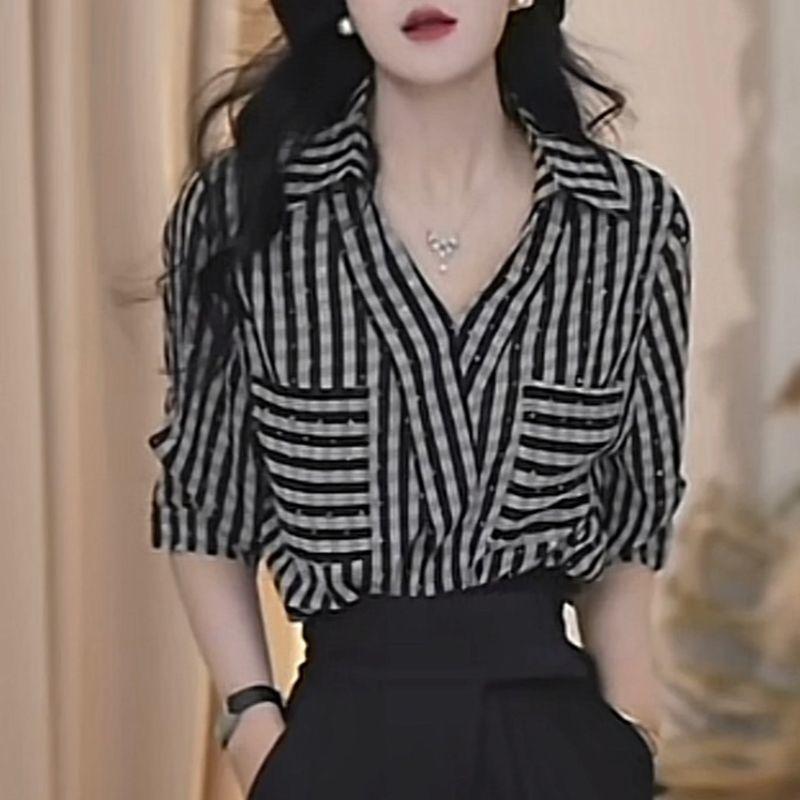 Korean Design Hot Diamond Plaid V-neck Pocket Shirt Women Summer New Versatile Fashion Top