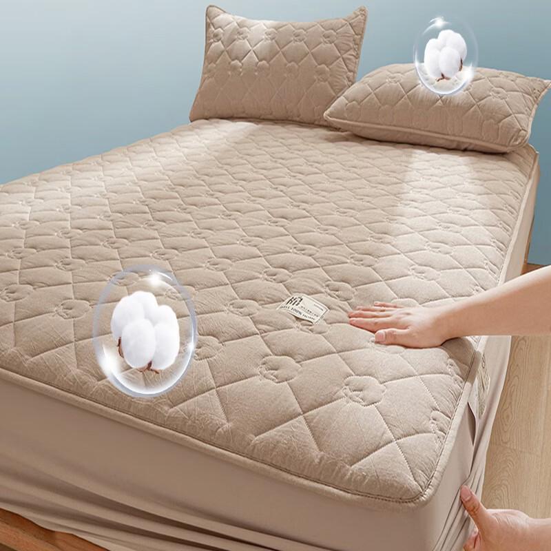 

OEING Quilted Mattress Protector Fitted Sheet
