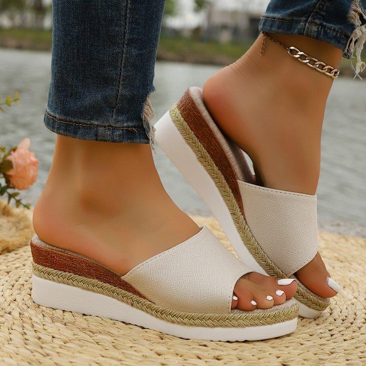 Large size summer slippers women's wear new fashion one-word slope heel cool slippers