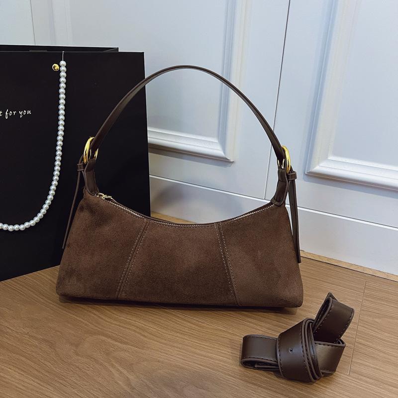 French foreign style personalized underarm bag women 2025 autumn large capacity casual simple high value shoulder bag women