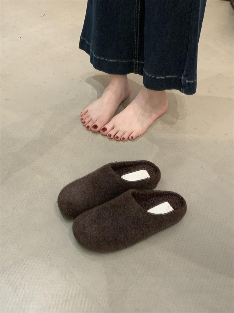 Thick-soled velvet Birkenstocks with one foot and fluffy slippers for women to wear autumn and winter Birkenstocks
