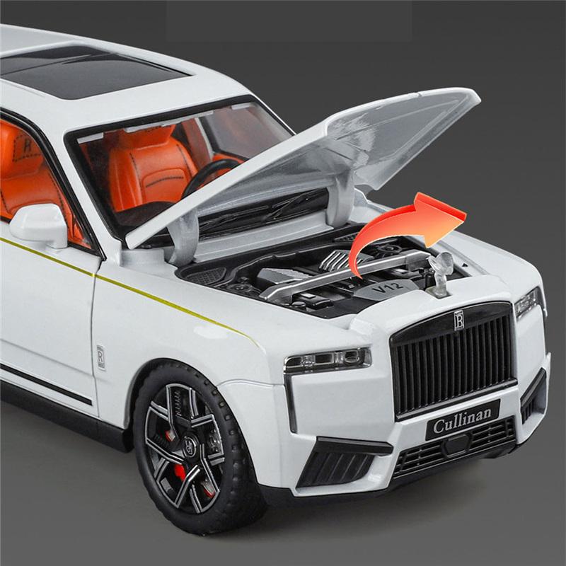 1/24 2025 Rolls Royce Cullinan SUV Alloy Luxury Car Model Diecasts Metal Car Vehicles Model Sound Light Simulation Kids Toy Gift
