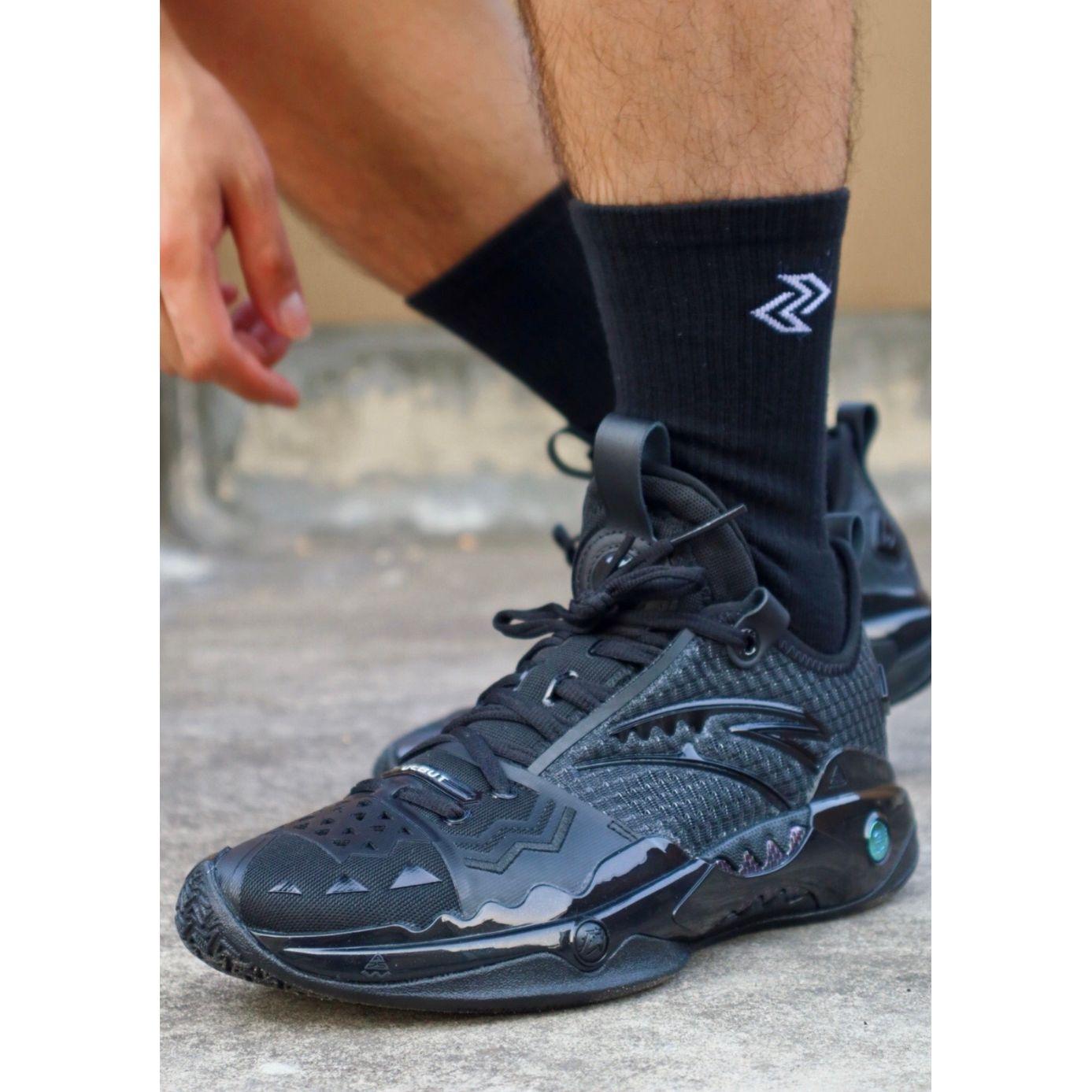 Мужские кроссовки Anta Kyrie Irving x Shock Wave 5 Pro First Show черные 112331111S-1 39 — фото 8