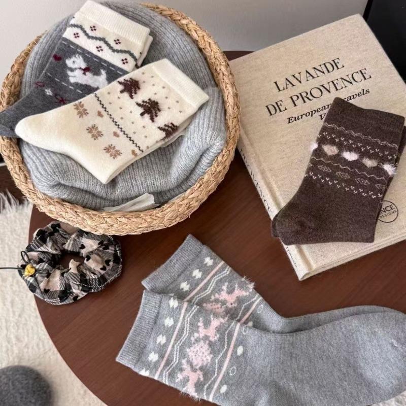 Retro Warm Fleece Socks for Women's Autumn and Winter Warmth, Thickened Mid-calf Socks, Cute Bow, Doggy Dui Dui Socks