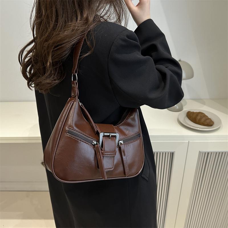 Chic Vintage Style Black Pu Leather Shoulder Bag For Women With Unique Crescent Shape