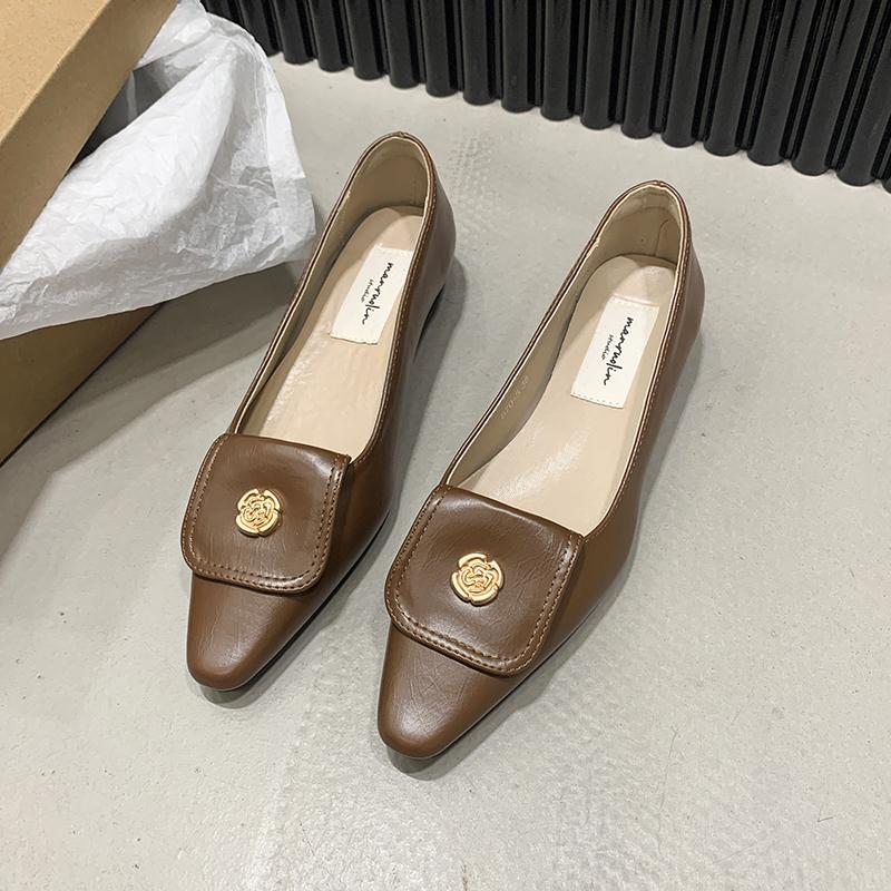 

Женские туфли-лодочки Роскошные черные лакированные туфли на высоком каблуке Модные женские туфли с острым носком Офисные женские туфли на каблуке без застежек Женские мокасины 35 коричневый