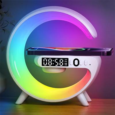 Caricatore wireless multifunzione con supporto per altoparlante TF RGB luce notturna stazione di ricarica rapida da 15 W per iPhone Samsung Xiaomi Huawei