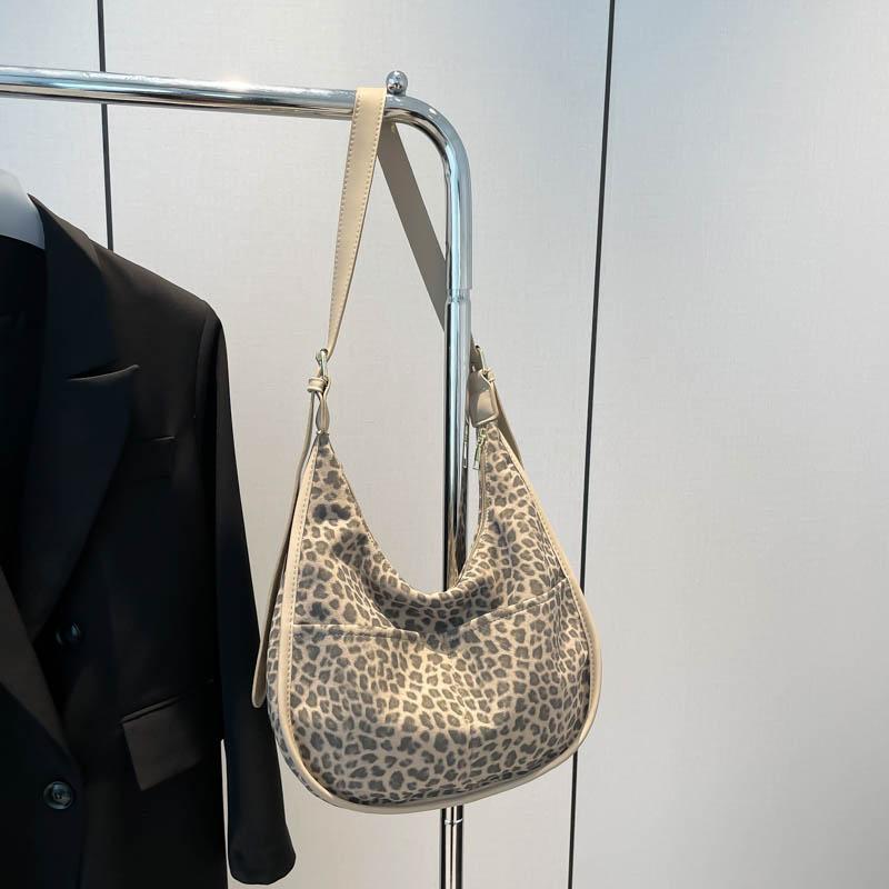 Autumn and winter commuter fur leopard print tote bag large-capacity stylish cross-body bag