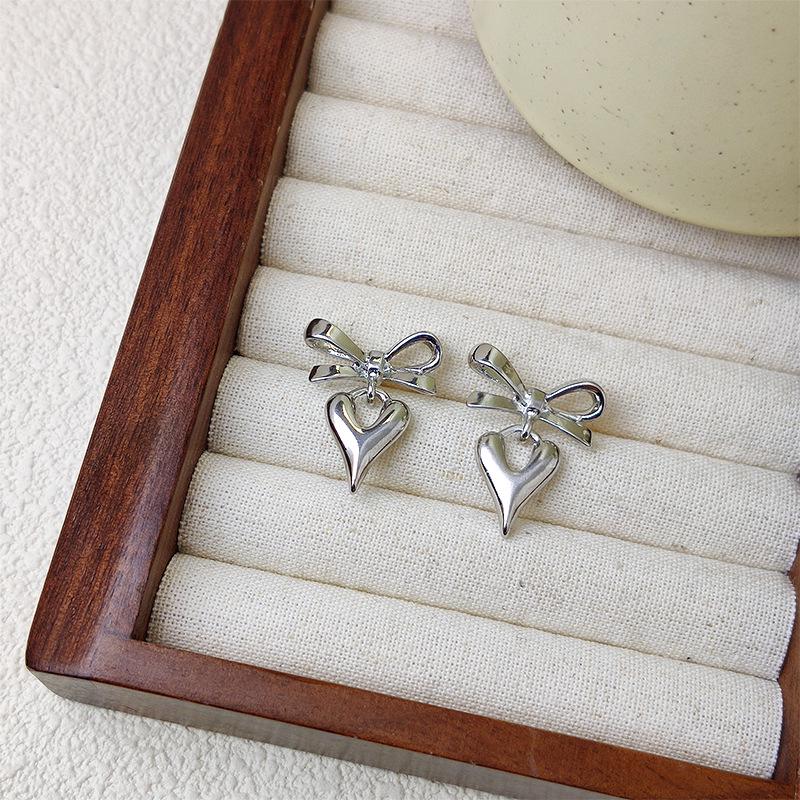 18K Gold French Bow Heart Drop Earrings - Versatile Retro Style for Women